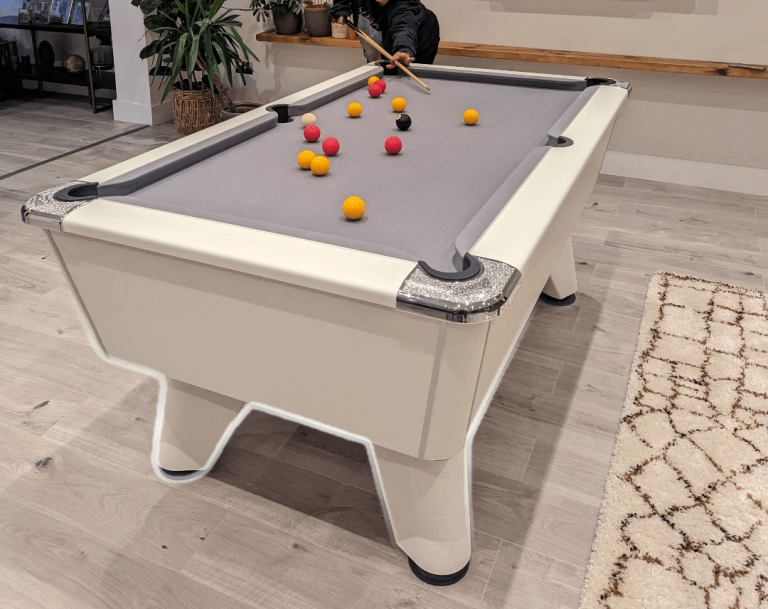 Supreme Winner 6ft Pool Table - Like New