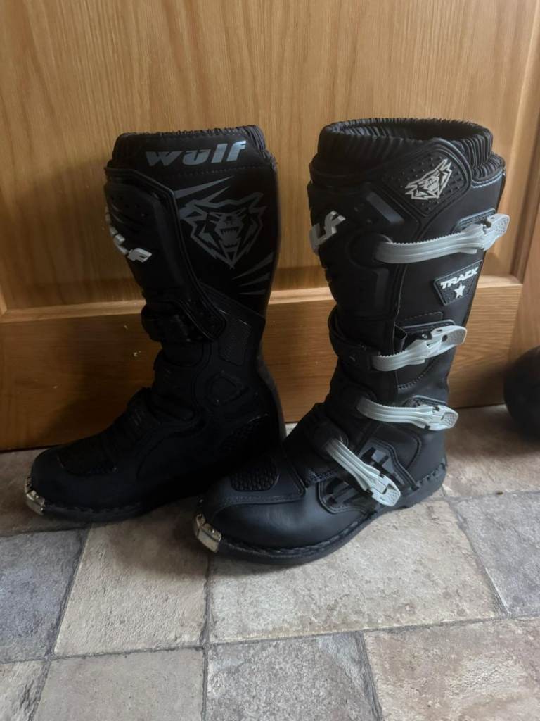 Wulfsport tracker motocross boots 