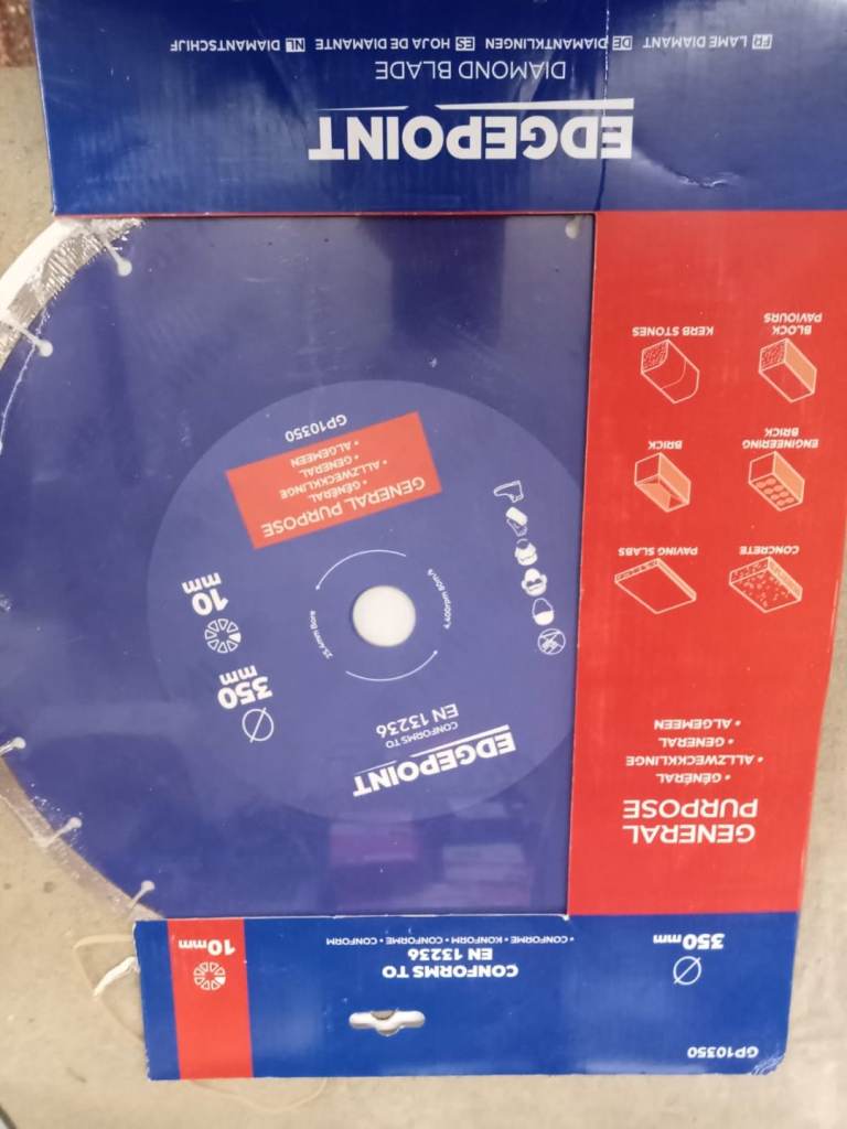 Grinder blade