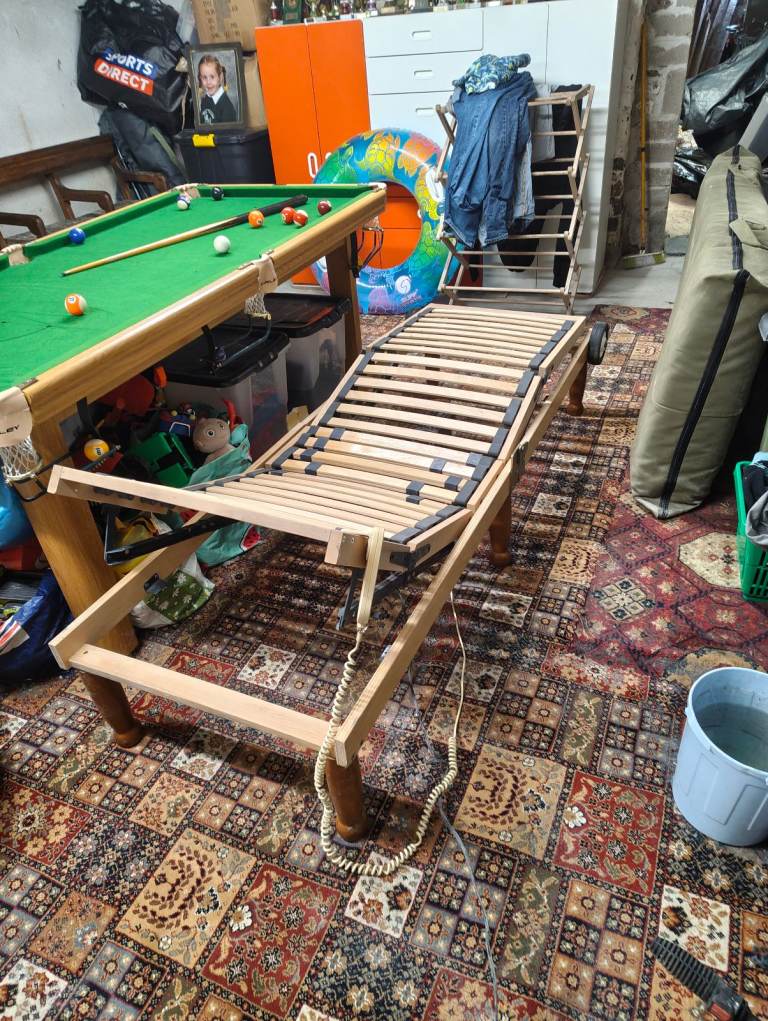 Electric bed 