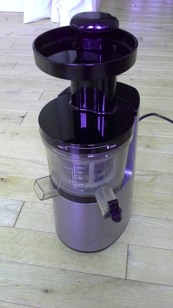 Hurom Slow Juicer