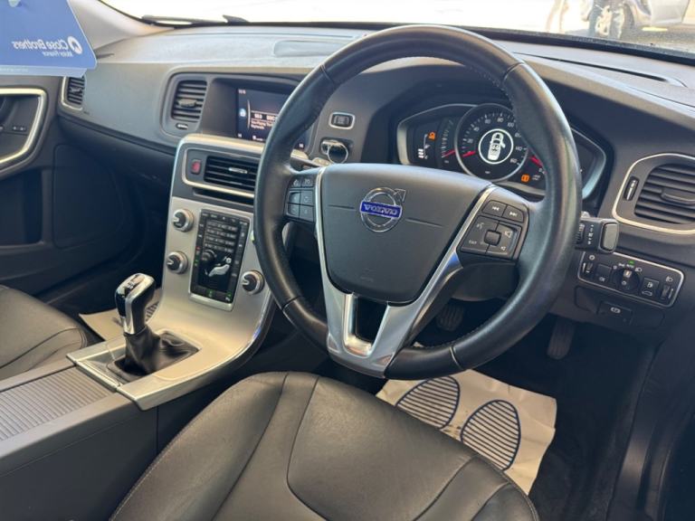 2017 Volvo S60 D2 [120] SE Nav [Leather] Saloon Diesel Manual