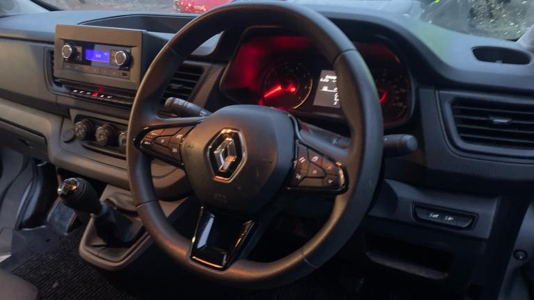 2023 Renault Trafic 2.0 TDI 143 SE 5dr Diesel