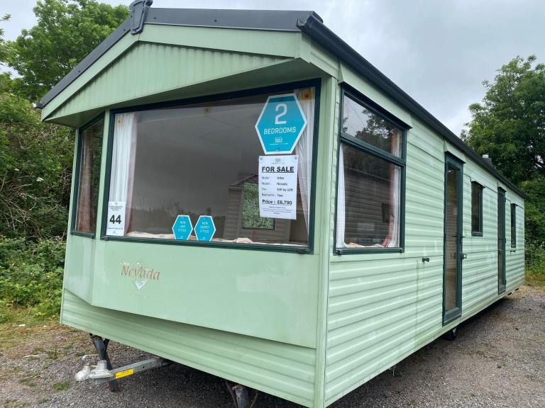 33x10ft 2 Bed Static Caravan - New Carpet - Offsite / Farms / Self Build 