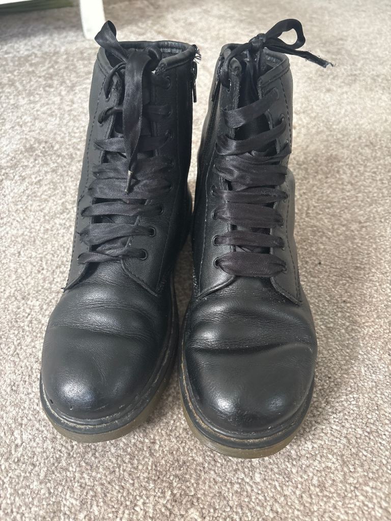  Dr Marten boots size 5 £5