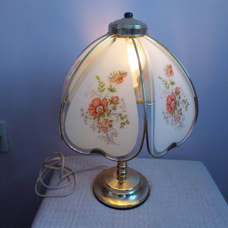 Vintage 1970's Glass Shade Table Lamp 