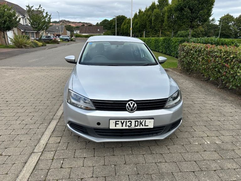 Volkswagen, JETTA, Saloon, 2013, Semi-Auto, 1598 (cc), 4 doors