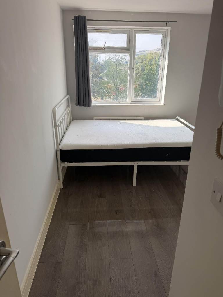 DSS ACCEPTED - Studio Flat Available in Foxholt Gardens, Brent, NW10