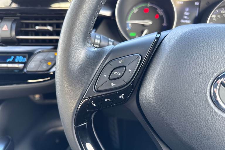 2022 Toyota C-HR 1.8 VVT-h Icon CVT Euro 6 (s/s) 5dr SUV PETROL/ELECTRIC Automatic