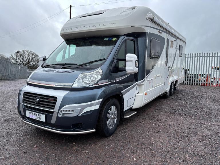 2013 Autotrail Frontier Comanche 4 Berth Island Bed Motorhome For Sale