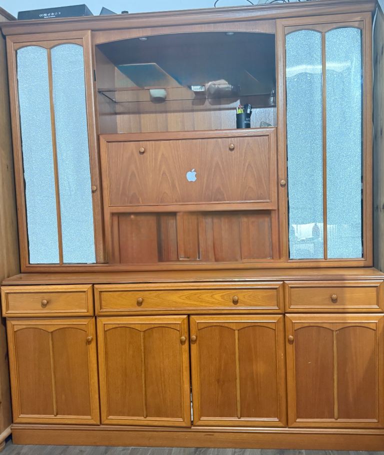  Renovating Sale: Genuine Mahogany Wood Wardrobe – Well-Maintained & Sturdy