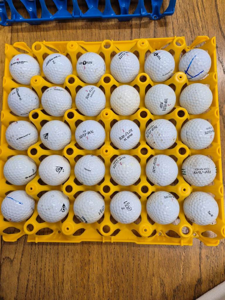 ☆REDUCED PRICE ☆ Assorted golf balls