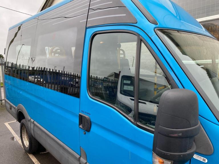  Iveco Daily IRIS MINIBUS 3.5T MWB HIGH ROOF 30cc Diesel Manual
