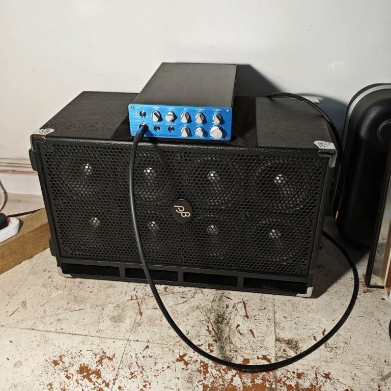 Phil Jones Bass (PJB) C8 Bass Speaker Cabinet – MINT Condition / Home Use Only
