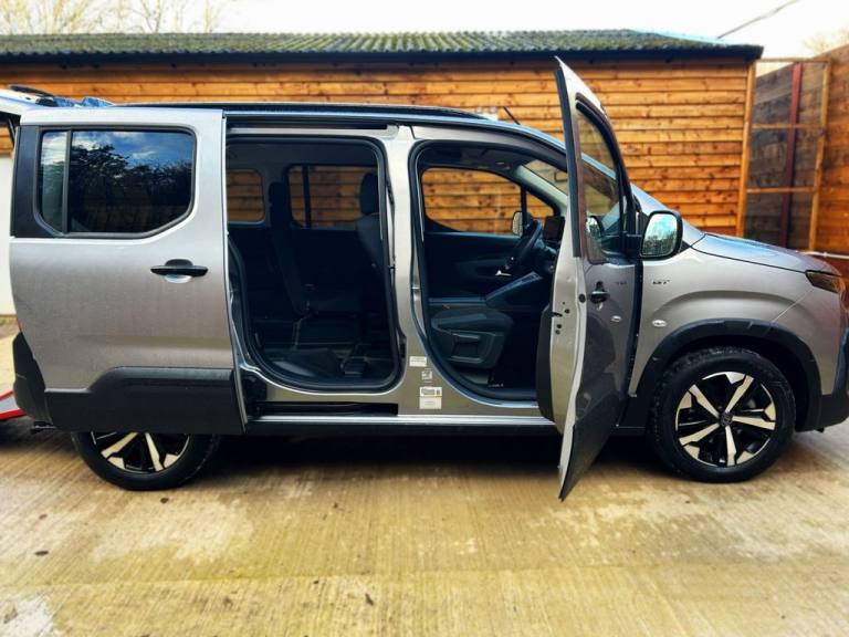 2025 Peugeot Rifter 3 Seat Auto Wheelchair Accessible Disabled Access Vehicle WAV MPV Diesel Auto...