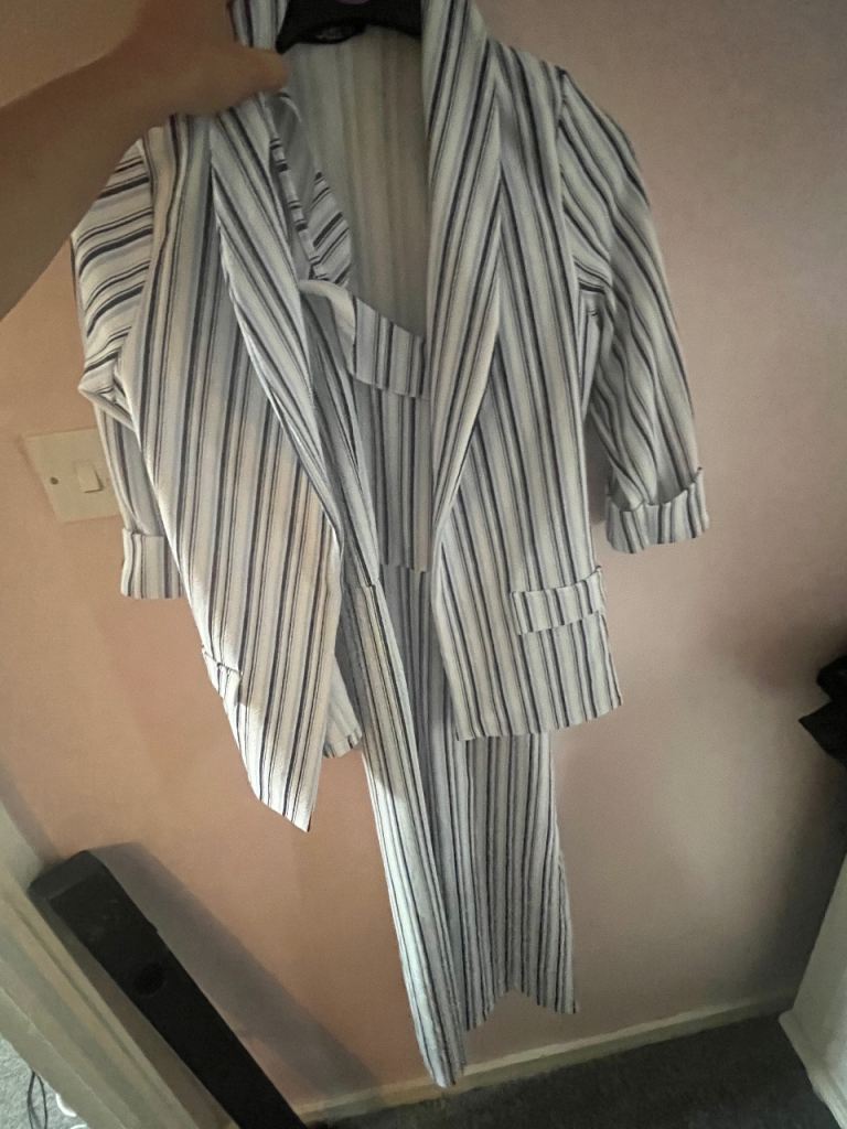 2 piece with jacket 