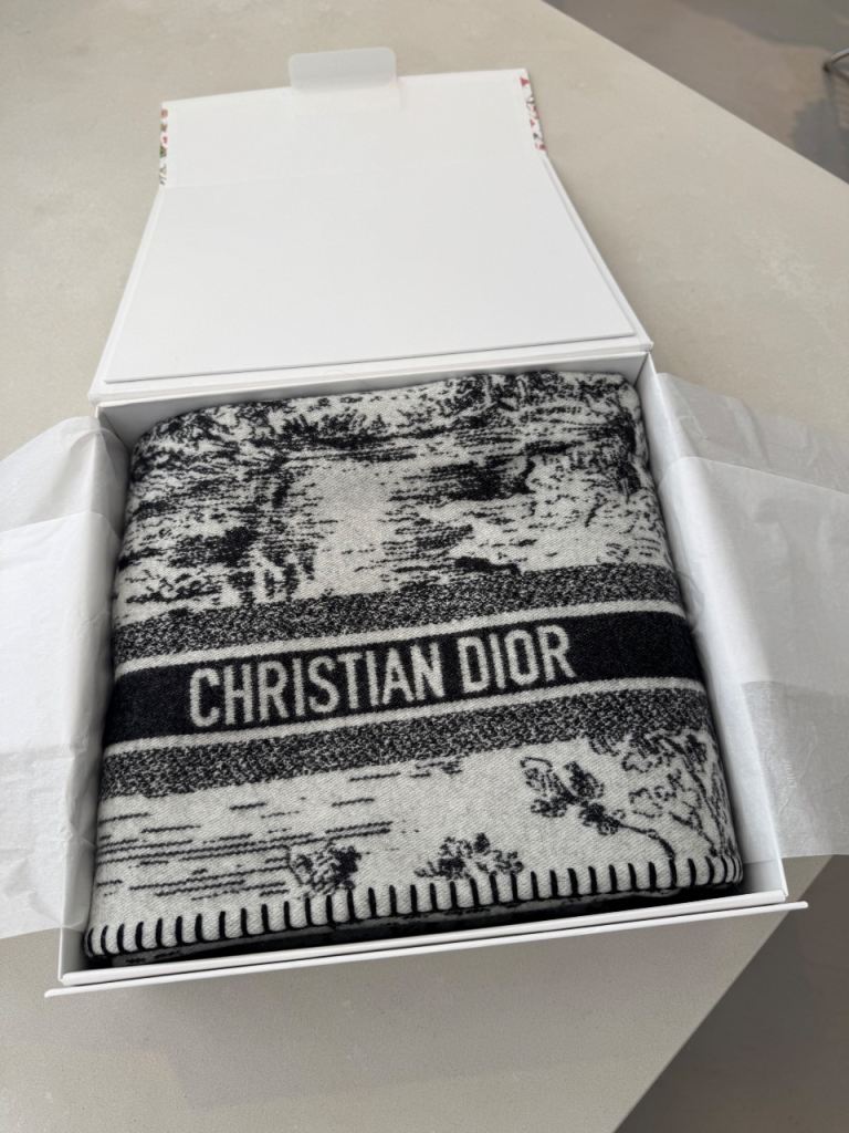 Christian Dior Blanket - Cashmere, black and white 