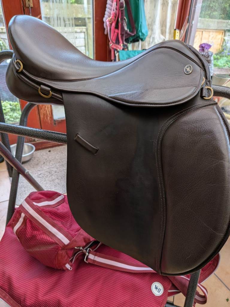 George Fieldhouse Pro Event MW saddle