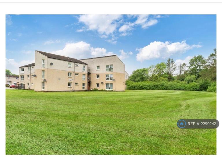 2 bedroom flat in Cumbernauld, Glasgow, G67 (2 bed) (#2299242)