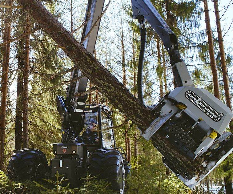VIMEK 470 4WD Compact Forestry Harvester