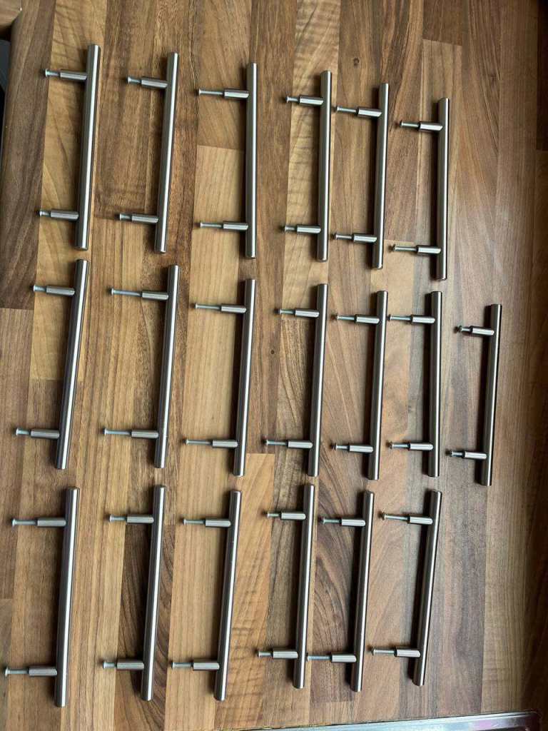 Kitchen Cupboard T Handles - Stainless Steel x 19