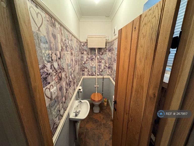 4 bedroom house in Rattle Road, Westham, Pevensey, BN24 (4 bed) (#2679117)