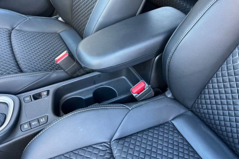 2024 Mazda Mazda2 HYBRID 104518 Hatchback Hybrid Automatic