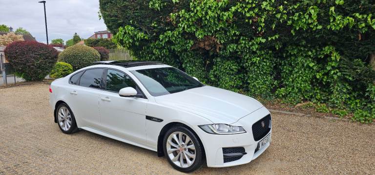 2016 Jaguar XF R-Sport 2.0D 180 Automatic 