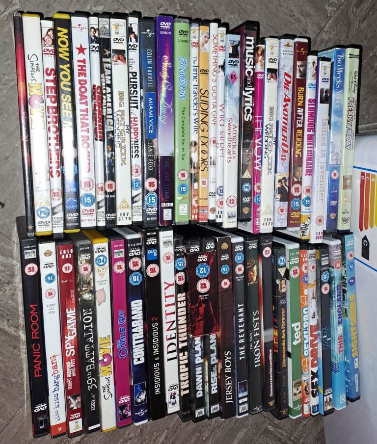 Dvds 25p each