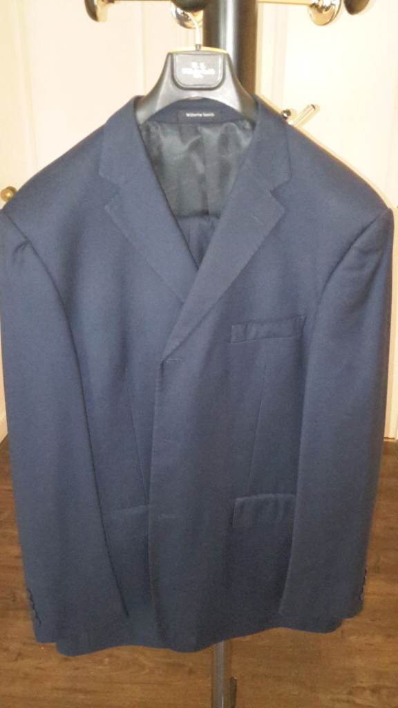 Men's Navy Suit  – Good Condition