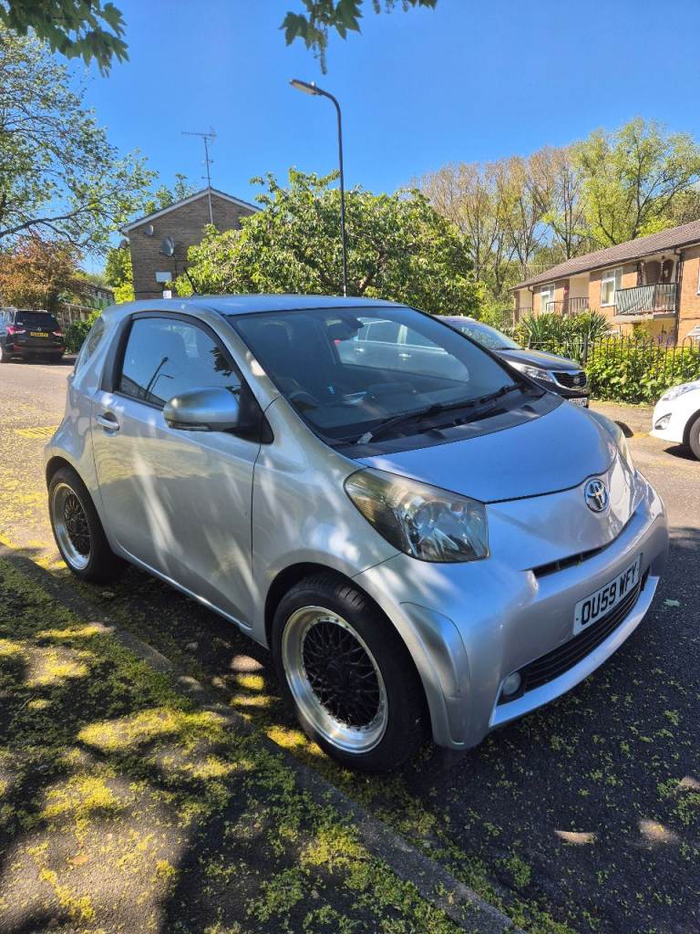 Toyota, IQ, Hatchback, 2009, Manual, 998 (cc), 3 doors