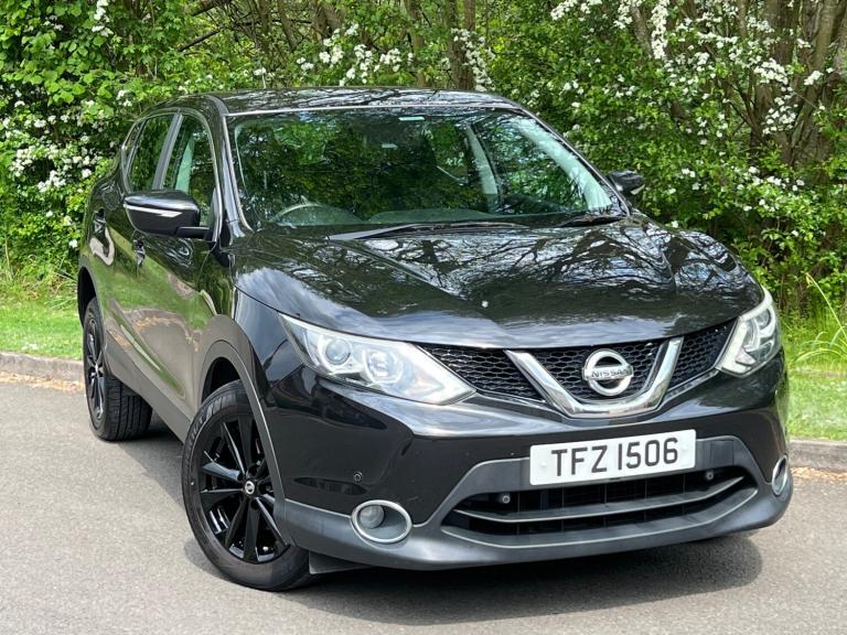 2014 Nissan Qashqai 1.5 dCi Acenta [Smart Vision Pack] 5dr 110 Bhp 6 Speed HATCHBACK Diesel Manual