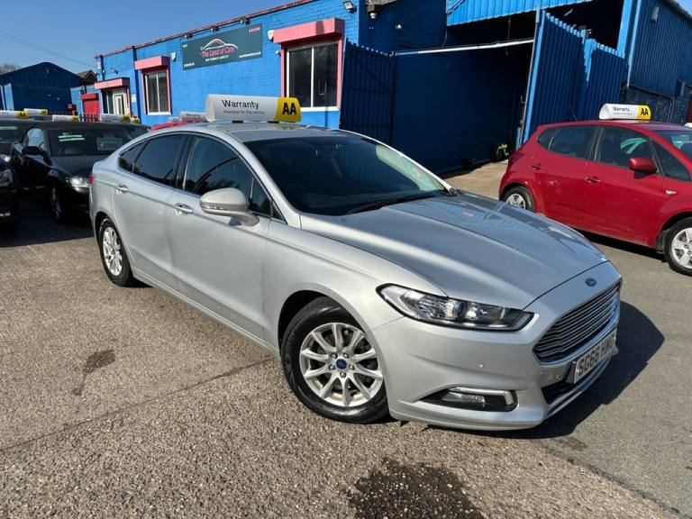 2016 Ford Mondeo 2.0 TDCi ECOnetic Zetec 5dr HATCHBACK DIESEL Manual