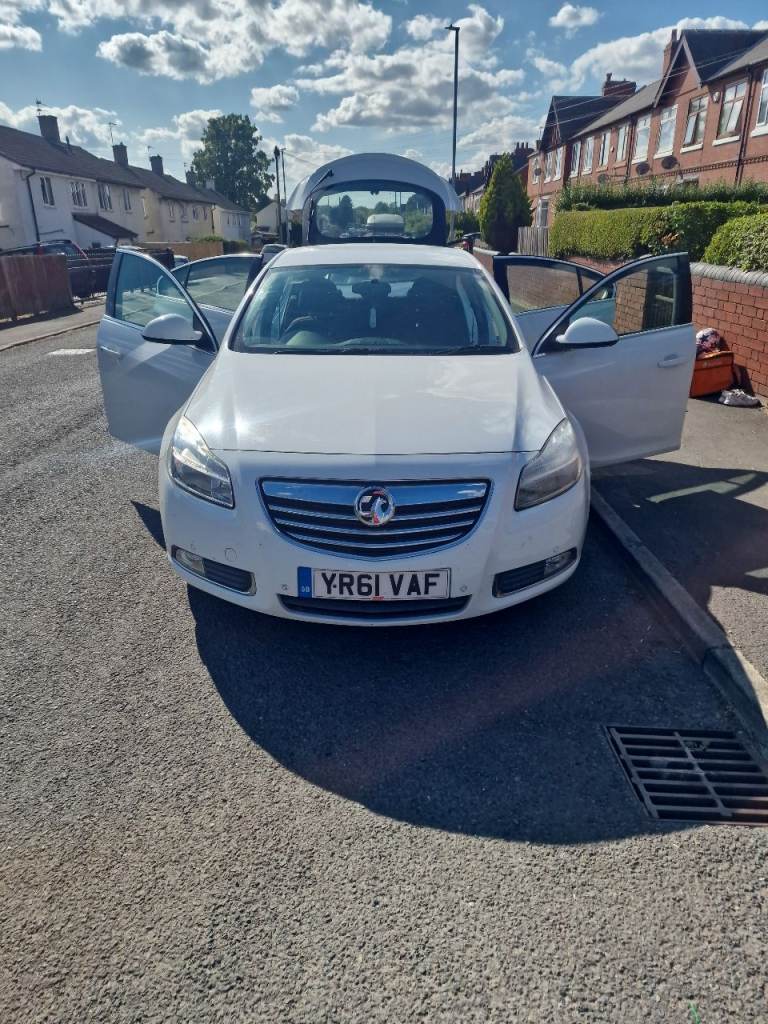 Vauxhall, INSIGNIA, 2011, 2L Diesel Auto