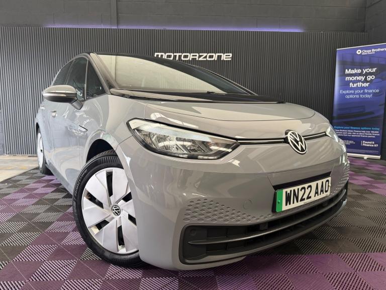 2022 Volkswagen ID.3 Pro 58kWh Life Hatchback 5dr Electric Auto (145 ps)