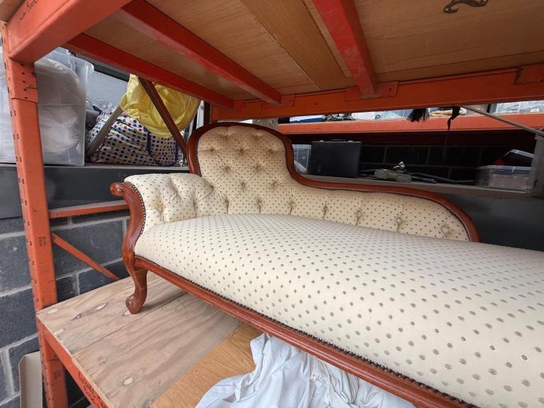 Chaise longue
