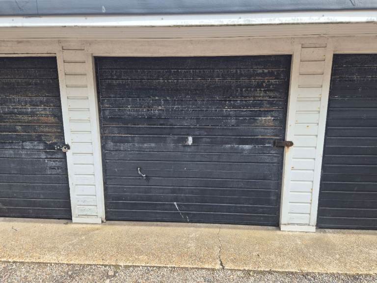 Garage to Rent, central Folkestone