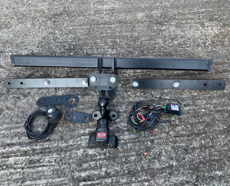 Tow Bar and electrics for VW Touran 