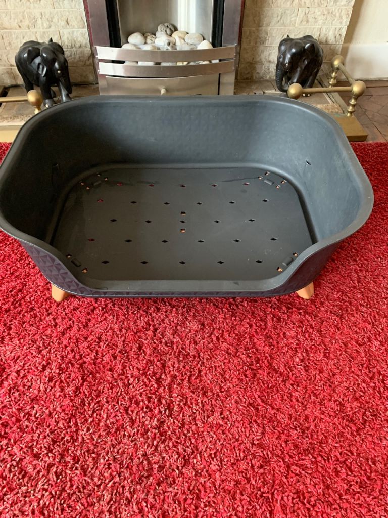 Dog bed
