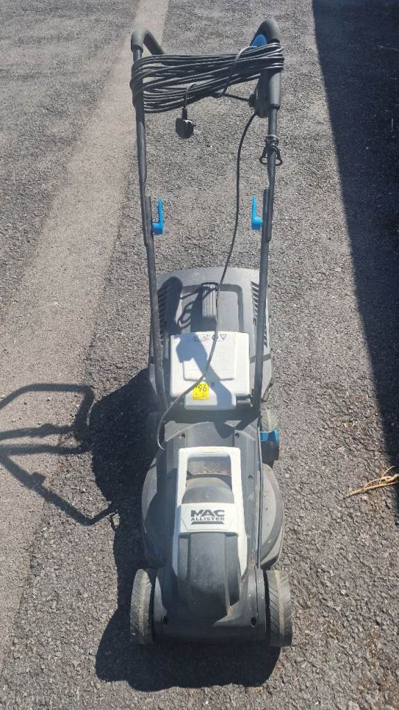 Electric Lawn Mower – Good Condition