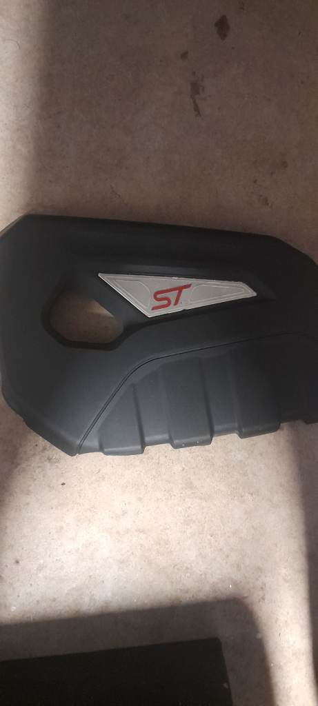 Engine  cover  st 180 fiesta 