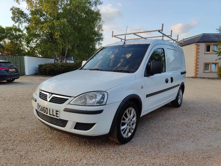 2010 Vauxhall Combo 1.3 CDTi, manual