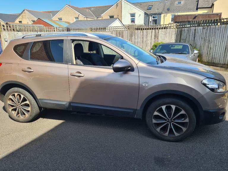 Nissan, QASHQAI, Hatchback, 2011, Manual, 1598 (cc), 5 doors