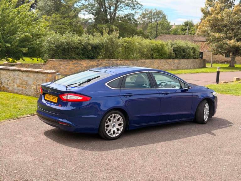 Ford, MONDEO, Hatchback, 2015, Manual, 1560 (cc), 5 doors