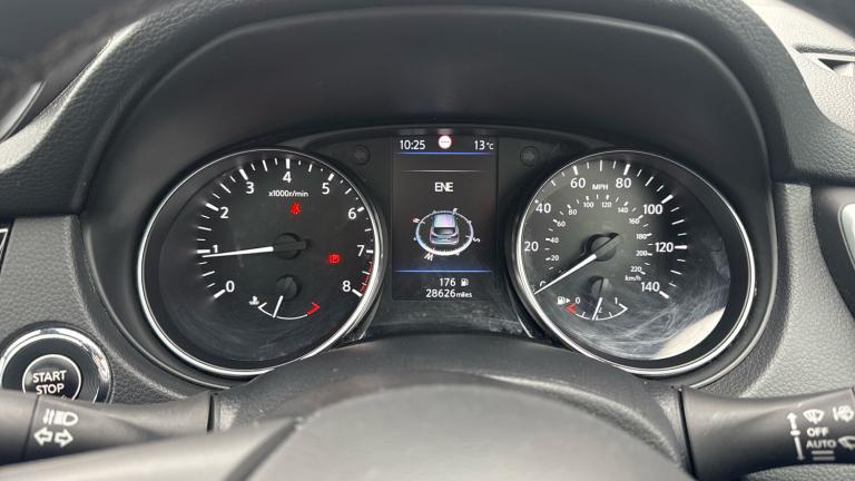 2021 Nissan Qashqai 1.3 DiG-T N-Motion 5dr Petrol Hatchback Hatchback Petrol Manual