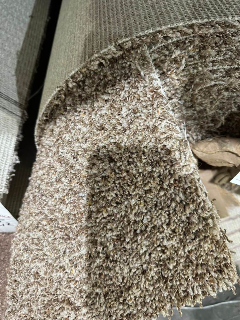 Saxony Brown Carpet Rolls