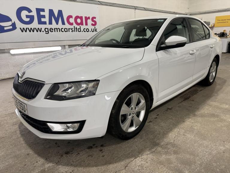 SKODA OCTAVIA 1.6 TDI GreenLine III 2015