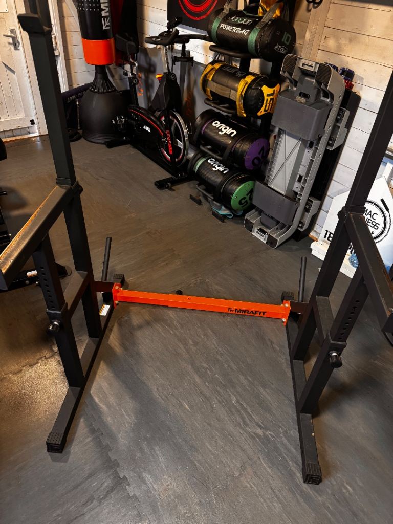 Mirafit Squat and Bench Rack – Good Condition