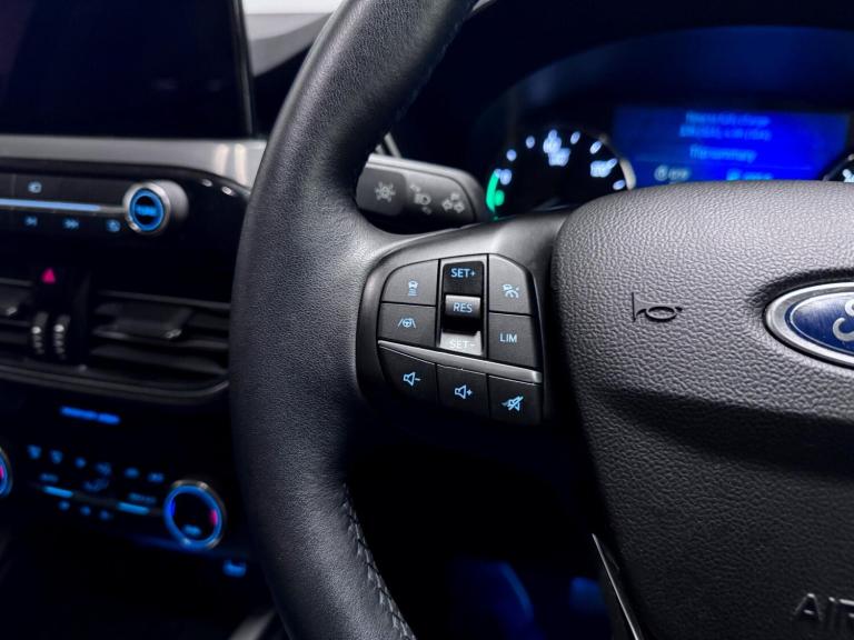 2020 Ford Kuga 2.5 EcoBoost Duratec 14.4kWh Titanium First Edition SUV 5dr Petrol Plug-in  HATCHB...