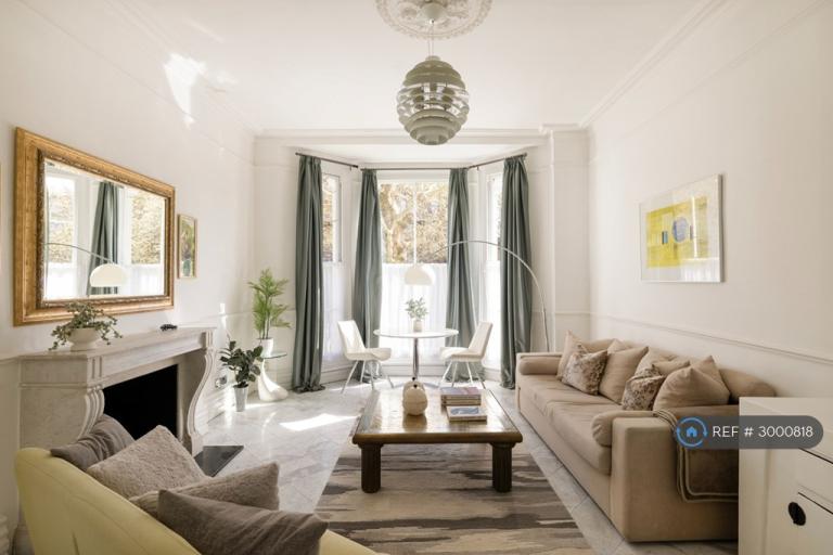 3 bedroom flat in Westbourne Park Road, London, W11 (3 bed) (#3000818)